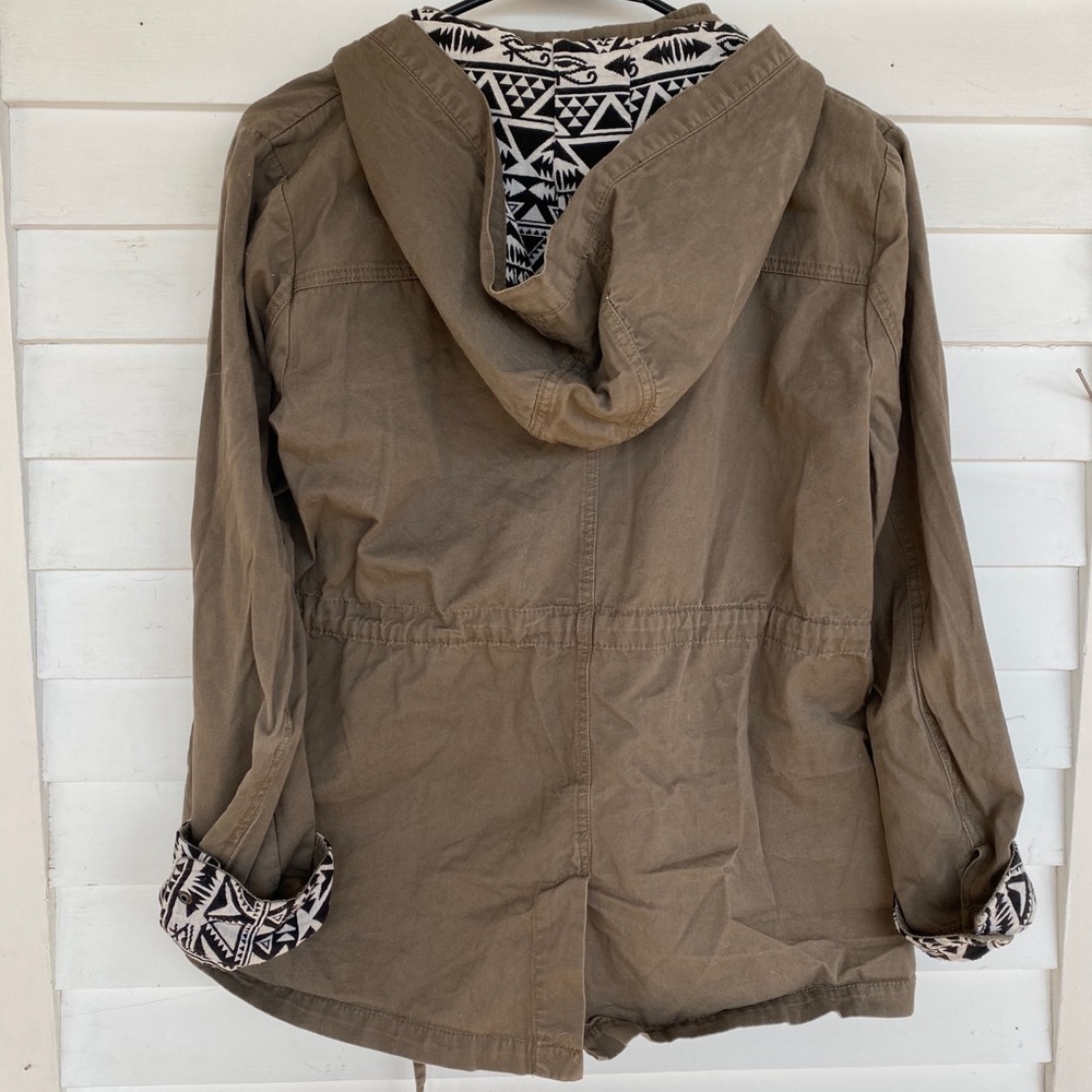 Light jacket - Picture 2 of 2